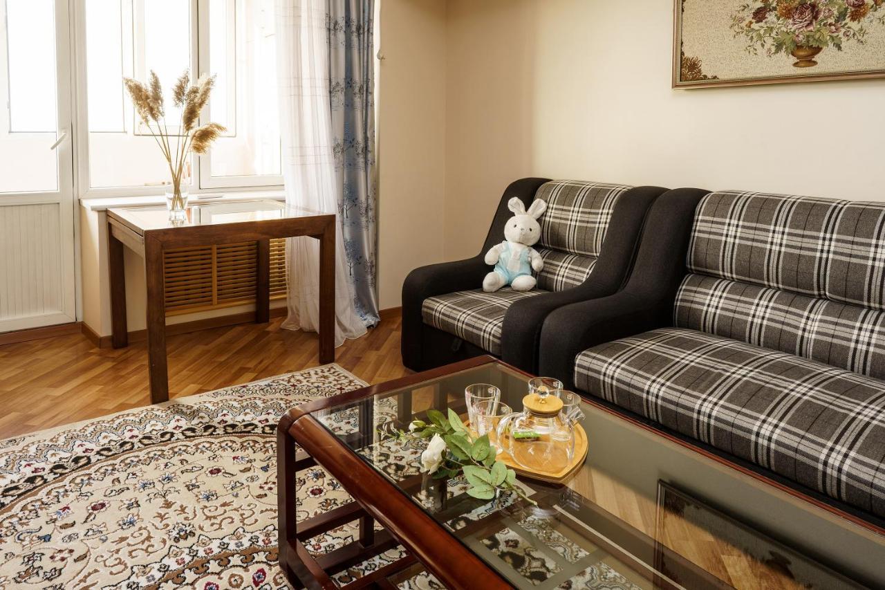 Золотой Квадрат 60 Кв2 Apartment Almaty Exterior photo